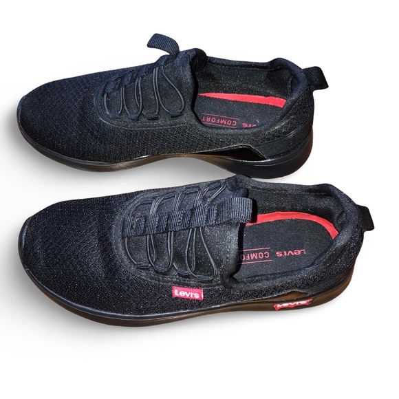EUC Levi's Sunset Fly Women's Black Slip On Tennis Shoes - Picture 1 of 11